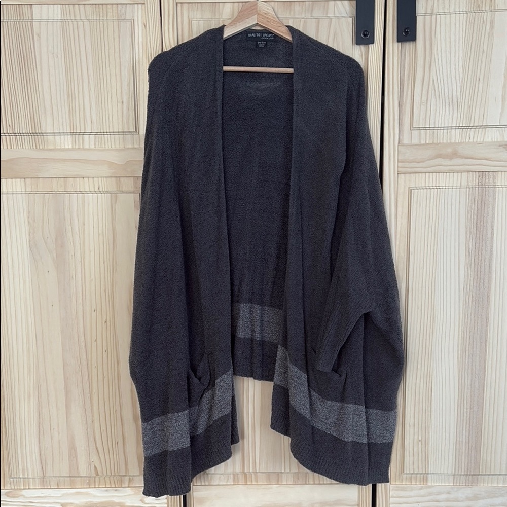 Barefoot Dreams Black and Gray Textured Shrug